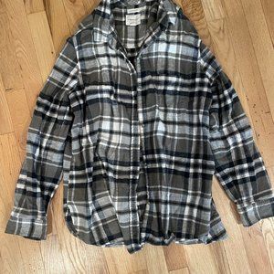 American Eagle Boyfriend Fit Flannel, Green size xL
